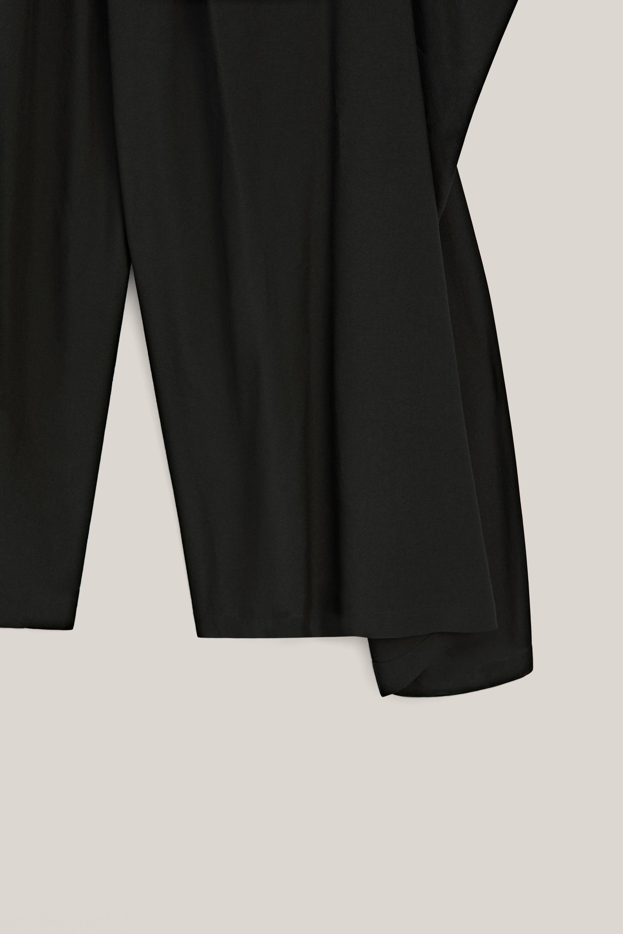 Skort with side slit detail - LIMITED EDITION